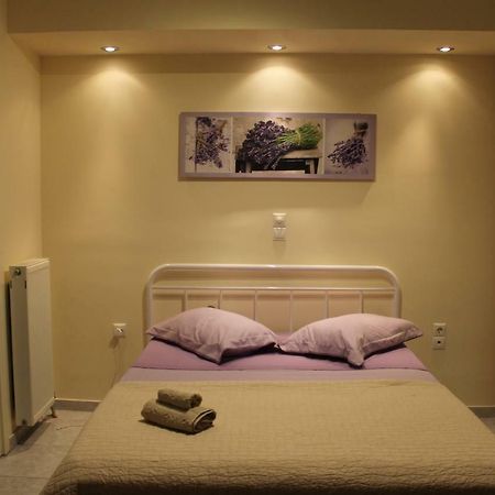 Cozy Studio Apartment In Pireus Exteriör bild