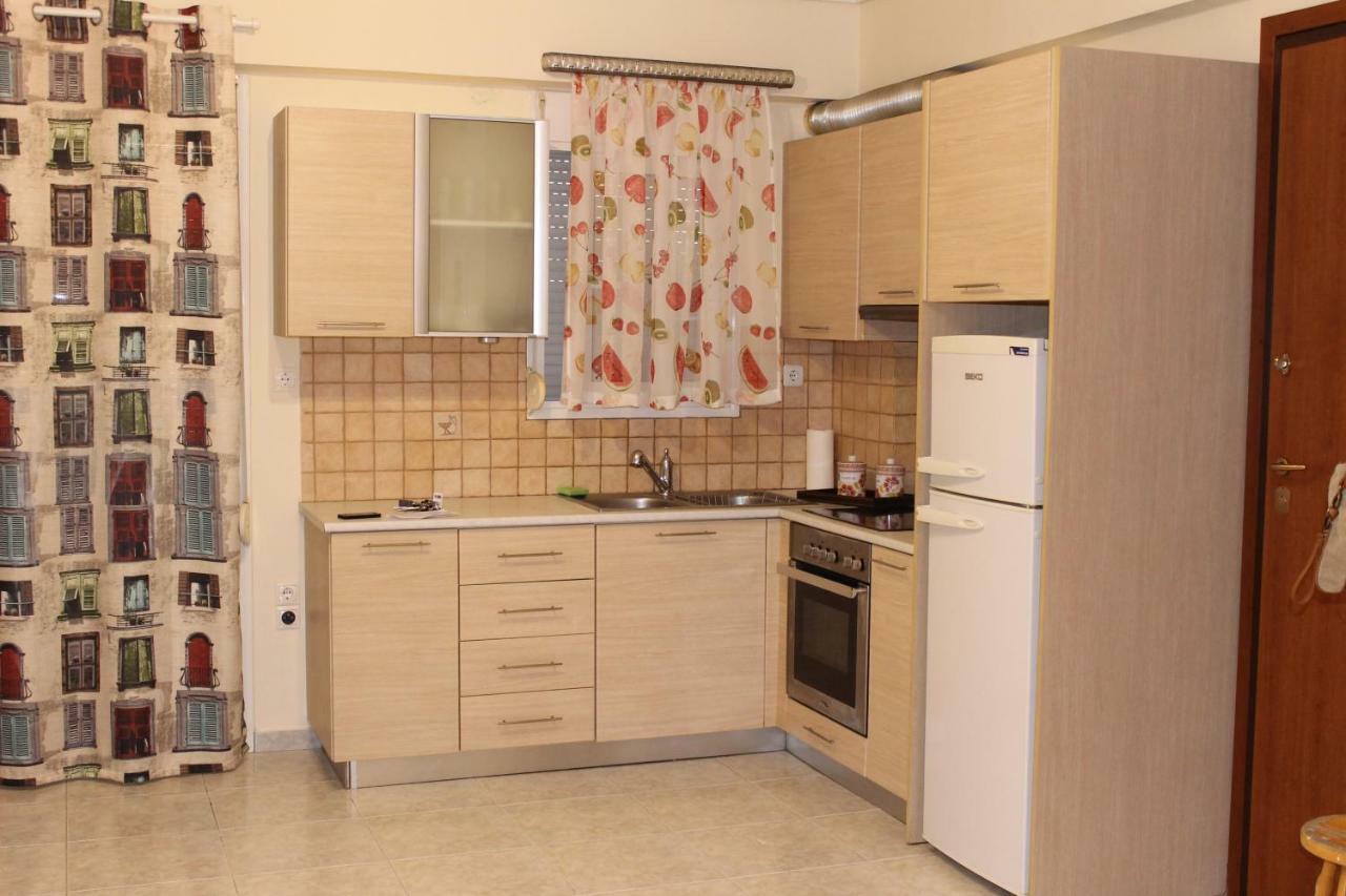 Cozy Studio Apartment In Pireus Exteriör bild